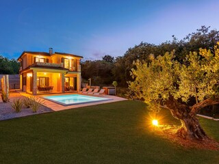 Villa Pinaza C am Meer mit beheiztem Pool