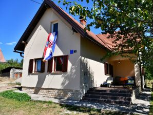 Two bedroom house with terrace Saborsko, Plitvice K-23935