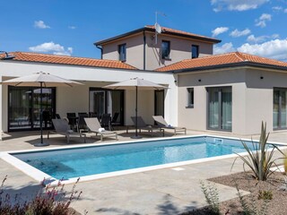 Maison de vacances Sveti Lovrec Enregistrement extérieur 4