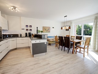 Küxhe und Essbereich