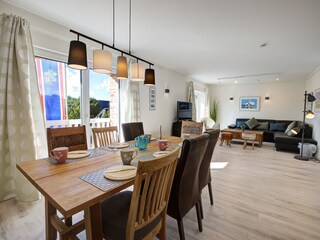 Wohn- und Essbereich