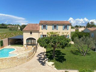 Casa per le vacanze Violès Registrazione all'aperto 2