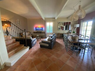 Holiday house Violès Features 11