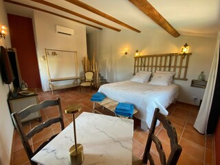 Casa per le vacanze Violès Caratteristiche 17