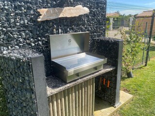 Maison de vacances Violès  24