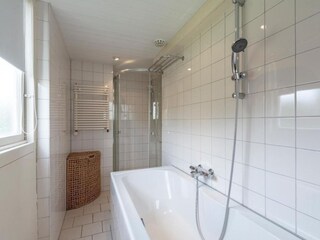 Holiday house Sint Maartenszee Features 24