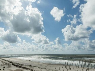 Holiday house Sint Maartenszee Environment 19