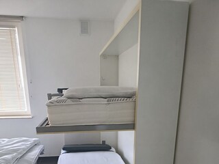 Kinderbed opklapbaar kamer1