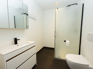 Badkamer 1 met dousche