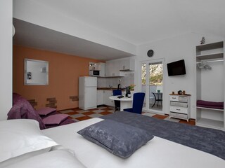 Apartment Drasnice  18