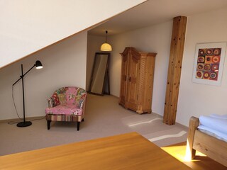 DG: Sitzecke Schlafzimmer 5