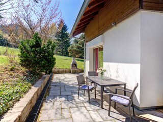 Terrasse mit Grillmöglichkeit