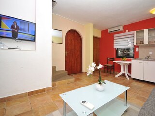 Apartment Seget Donji  7