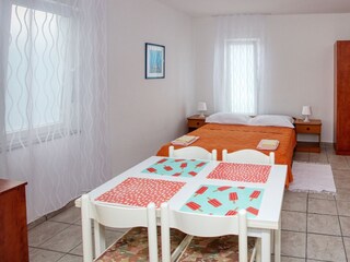 Apartment Pirovac  13