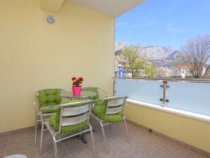 Two bedroom apartment with terrace Omiš A-10362-a