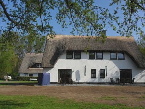 Ferienwohnung "Groot Hecht" im Ferienhaus Hecht - Dreschvitz - image1