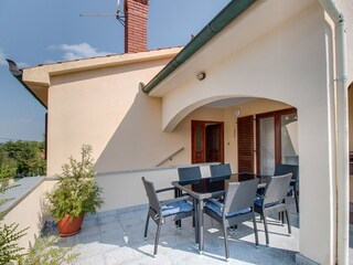 Apartment Nerezine  14