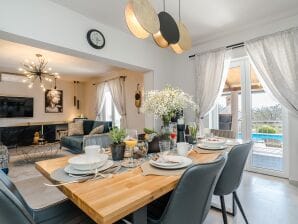 Three bedroom house with terrace Privlaka, Zadar K-21280