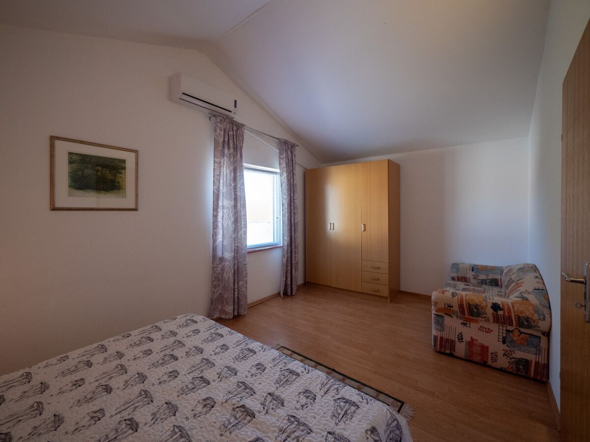 Apartment Vrsi 25