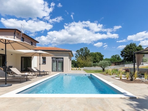 Villa Flores