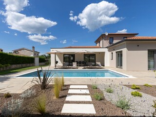 Villa Porec Outdoor Recording 4