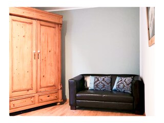 Schlafzimmer "Täum was Schönes" mit Ledersofa