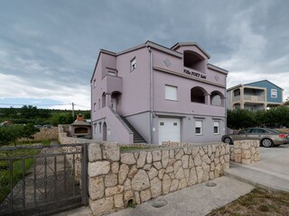 Apartment Maslenica  2