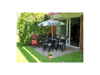 Terrasse (eingezäunt)