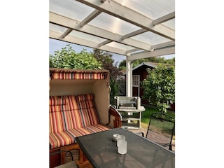 Überdachte Terrasse