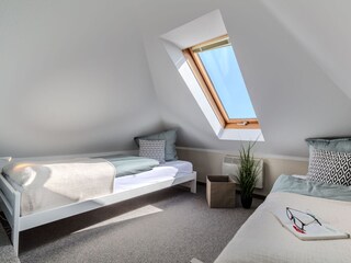 Schlafgalerie mit zwei 100x200 cm Betten