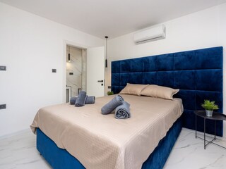 Holiday house Baska  21