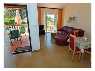 Apartment Banjol  13