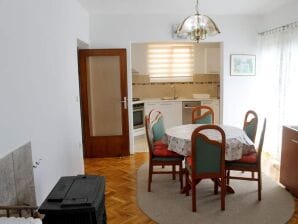 Apartment Two bedroom apartment with balcony Novi Vinodolski A-22393-a