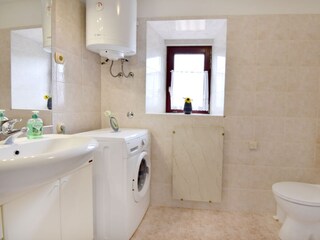 Apartment Lovrecica  24