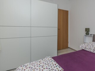 Apartment Povljana  12