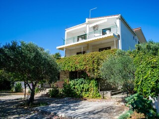 Apartment Grebastica  6