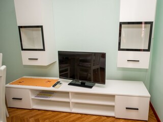 Apartment Grebastica  13