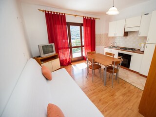 Apartment Grebastica  12