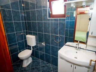 Apartment Grebastica  19