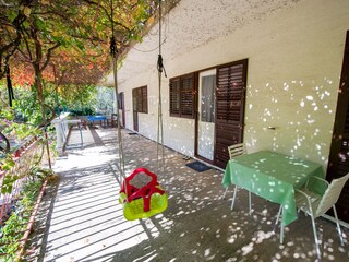 Apartment Grebastica  1