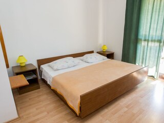 Apartment Grebastica  14