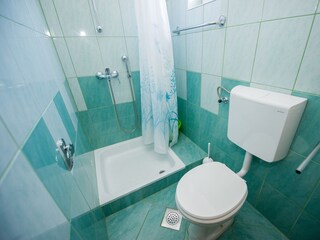 Apartment Grebastica  18