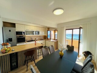 Apartment Okrug Gornji  10