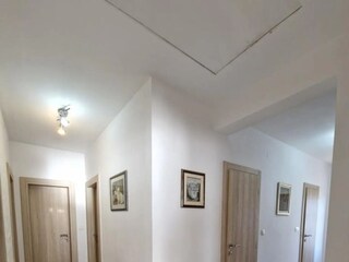 Apartment Okrug Gornji  35