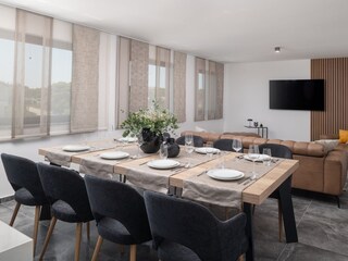 Apartment Povljana  8