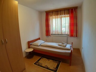Schlafzimmer im Erdgeschoss APP 1.