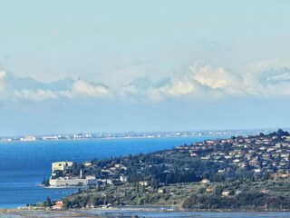 Schöne Aussicht vom Hof. Slowenien (Piran) Italien (Gra