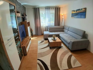 Wohnzimmer. Erdgeschoss. Erste APP.