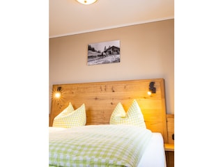 Schlafzimmer1