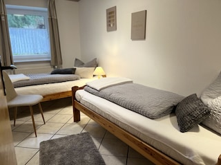 Schlafzimmer 2